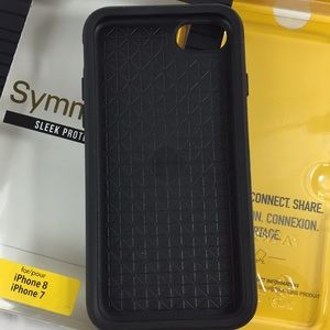 OtterBox Accessories - NIB Otter Box iPhone 8 & iPhone 7 Symmetry OtterBox Accessories - NIB Otter Box iPhone 8 & iPhone 7 Symmetry